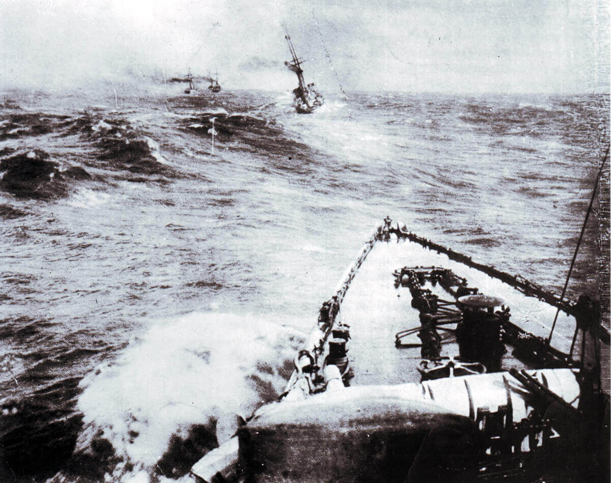 Admiral von Spee’s squadron in line ahead off Chile in late November 1914: SMS Scharnhorst (the most distant ship), SMS Gneisenau, SMS Leipzig, SMS Nürnberg and SMS Dresden (in the foreground)