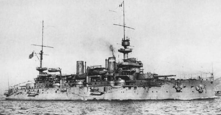 French Battleship Suffren: Suffren formed part of the first line in the attack on the Dardanelles Narrows on 18th March 1915 and was badly damaged by Turkish gunfire