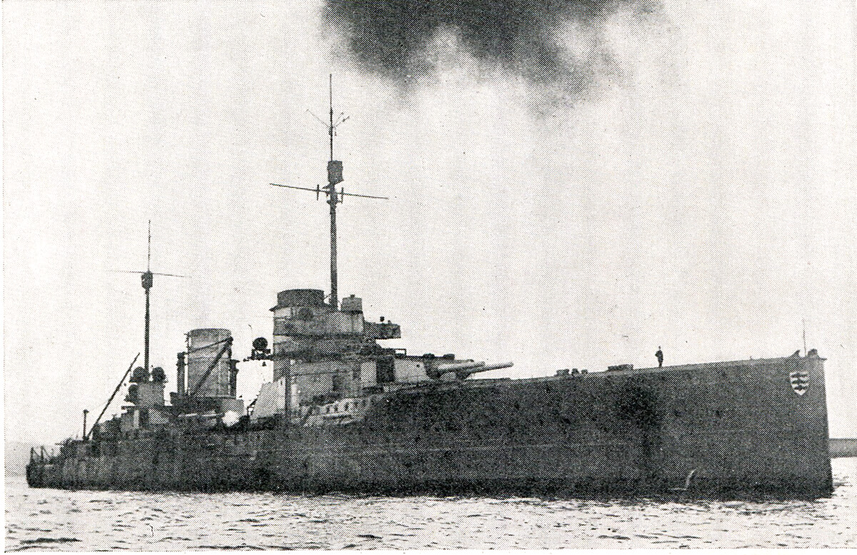 German battle cruiser SMS Seydlitz: Seydlitz was Admiral Hipper’s flagship in the Dogger Bank Action on 24th January 1915