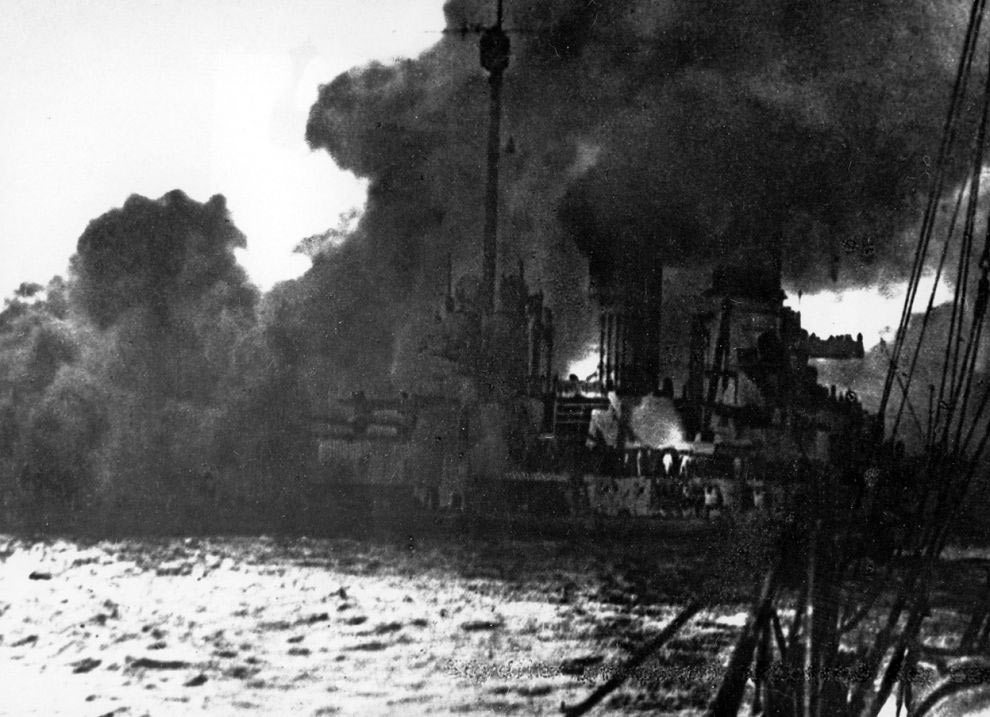 German Battle Cruiser SMS Seydlitz burning during the Battle of Jutland 31st May 1916. : to buy this picture click here