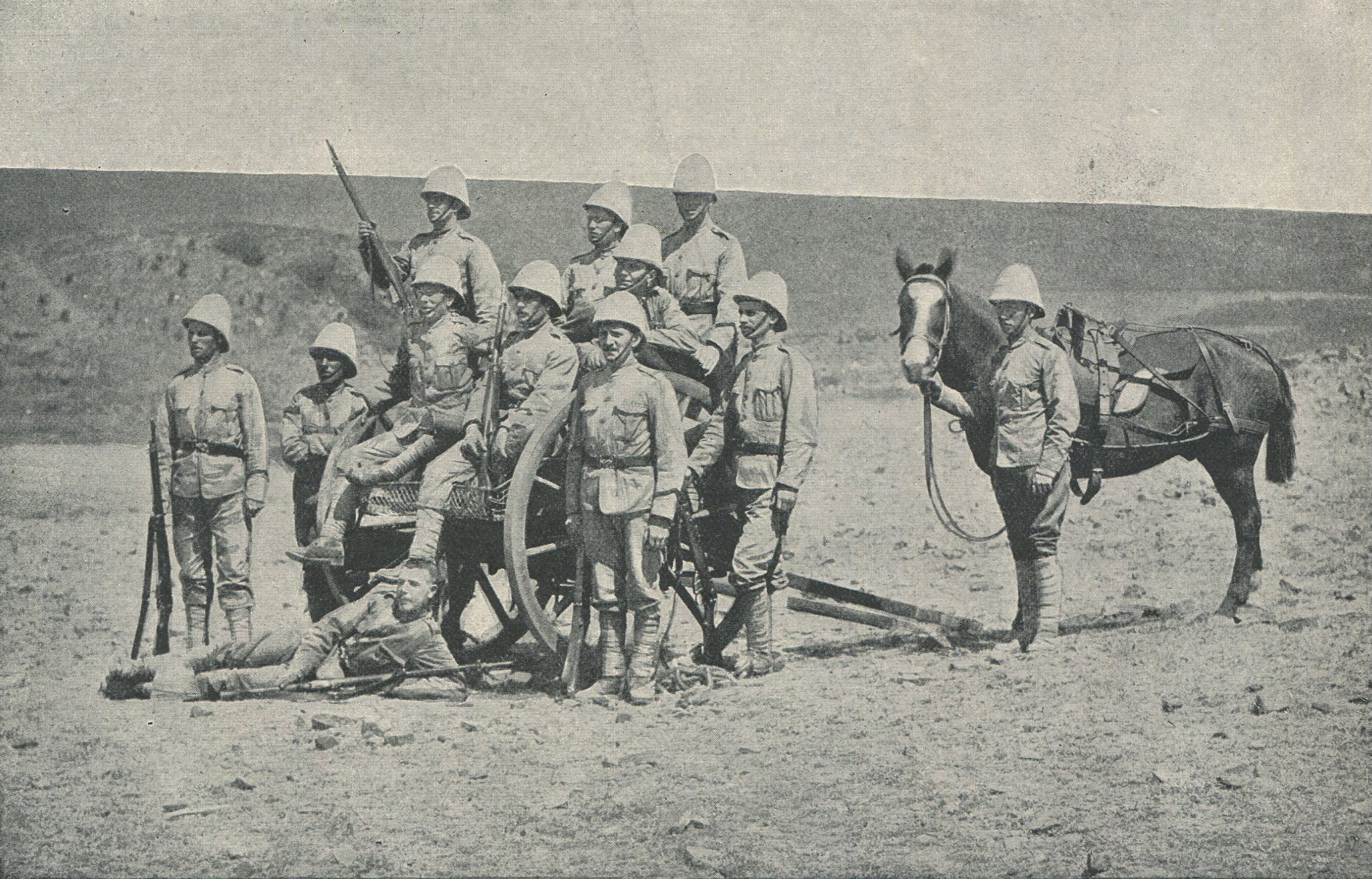 Royal Dublin Fusiliers Maxim Gun Team at Spion Kop