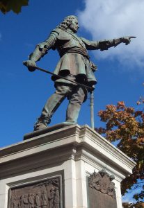 Statue in Aylesbury of John Hampden mortally wounded at the Battle of Chalgrove 18th June 1643 in the English Civil War