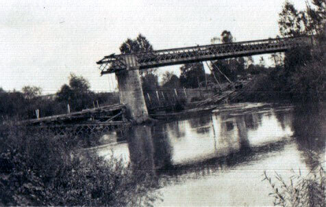 The demolished bridge at Bourg (photo by Captain Harry Baird, ADC to General Haig):Â Battle of the Aisne, 10th to 13th September 1914 in the First World War