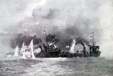 HMS Lapwing of 1st Flotilla attempting to take HMS Laertes of 3rd Flotilla in tow during the Battle of Heligoland Bight on 28th August 1914 in the First World War