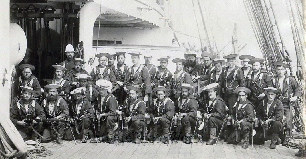 Gatling Gun team from HMS Monarch at the Battle of Tel-el-Kebir on 13th September 1882 in the Egyptian War