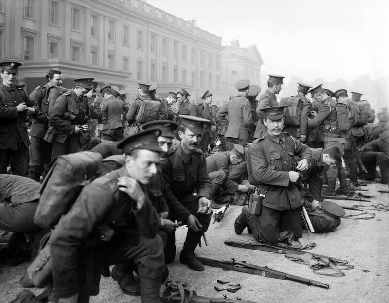 1st Battalion Irish Guards preparing to leave Wellington Barracks for France in August 1914: Battle of Landrecies on 25th August 1914 in the First World War