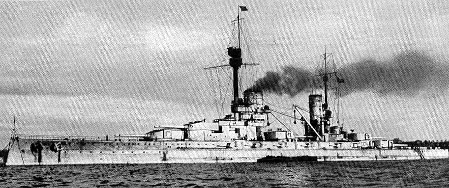 German Battleship SMS König. König fought at the Battle of Jutland on 31st May 1916 in Rear-Admiral Behncke’s 3rd Battle Squadron