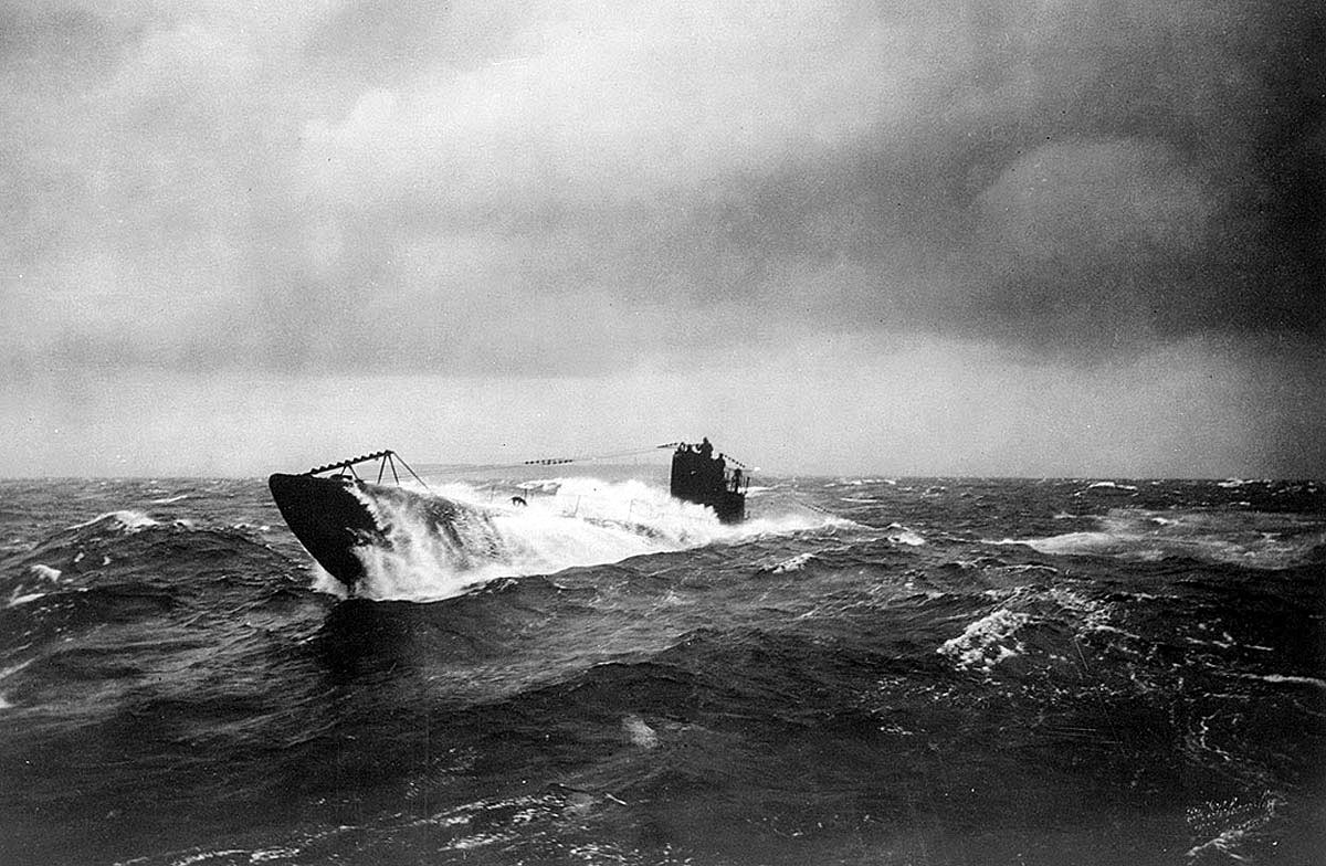German U Boat at sea in the First World War