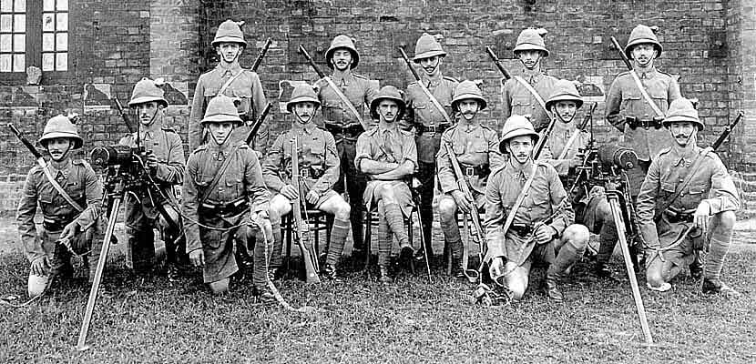 1st Royal Munster Fusiliers machine gun section commanded by Captain Dorman (seated in centre) in India in 1914. 1st Royal Munster Fusiliers landed from the River Clyde on V Beach Cape Helles Gallipoli on 25th April 1915