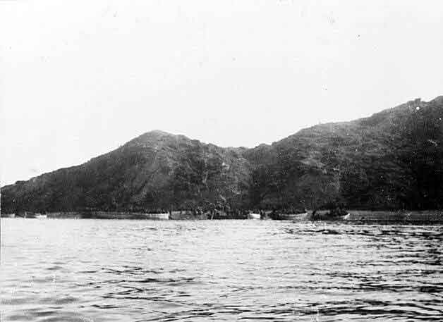 Anzacs landing at Anzac Cove on Gallipoli 25th April 1915: Gallipoli Part III, ANZAC landing on 25th April 1915 in the First World War