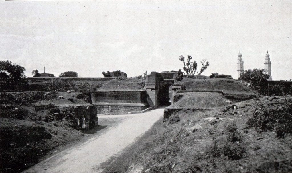 Bangalore Gate from the east: Storming of Seringapatam on 4th May 1799 in the Fourth Mysore War