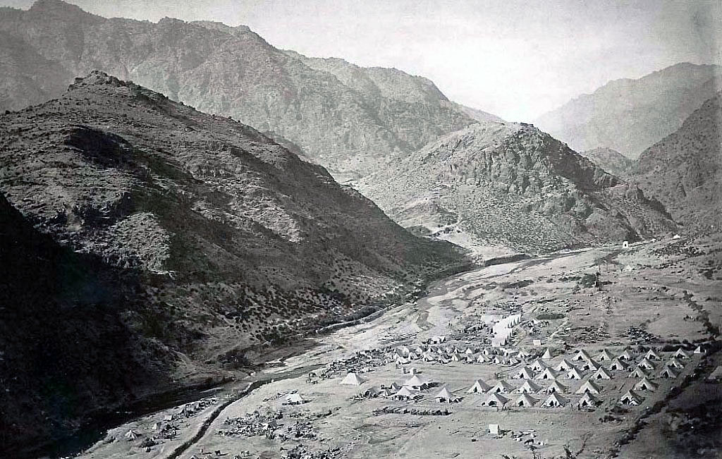 British camp in the Khyber Pass: Tirah Campaign on the North-West Frontier of India 1897/8