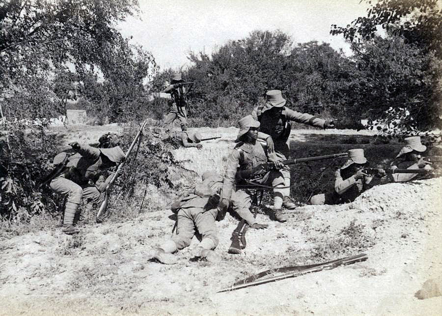 Gurkhas under fire in the Tirah, North-West Frontier of India 1897-8